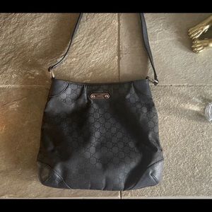 Black Gucci purse